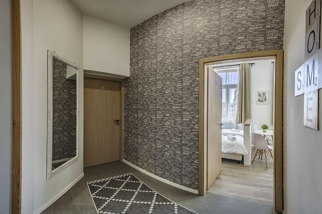 Glam Downtown Apartments Budapest Ngoại thất bức ảnh
