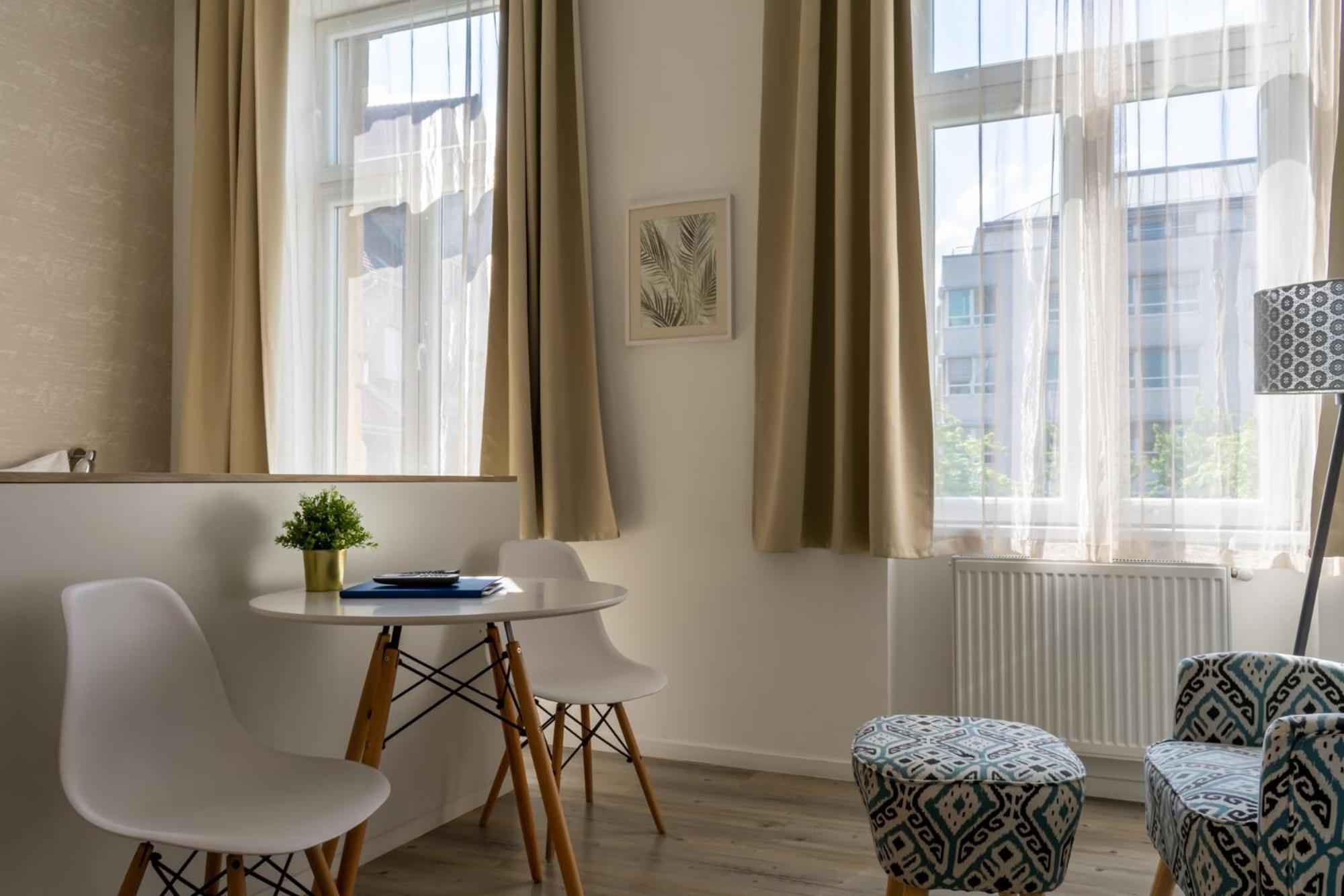 Glam Downtown Apartments Budapest Ngoại thất bức ảnh