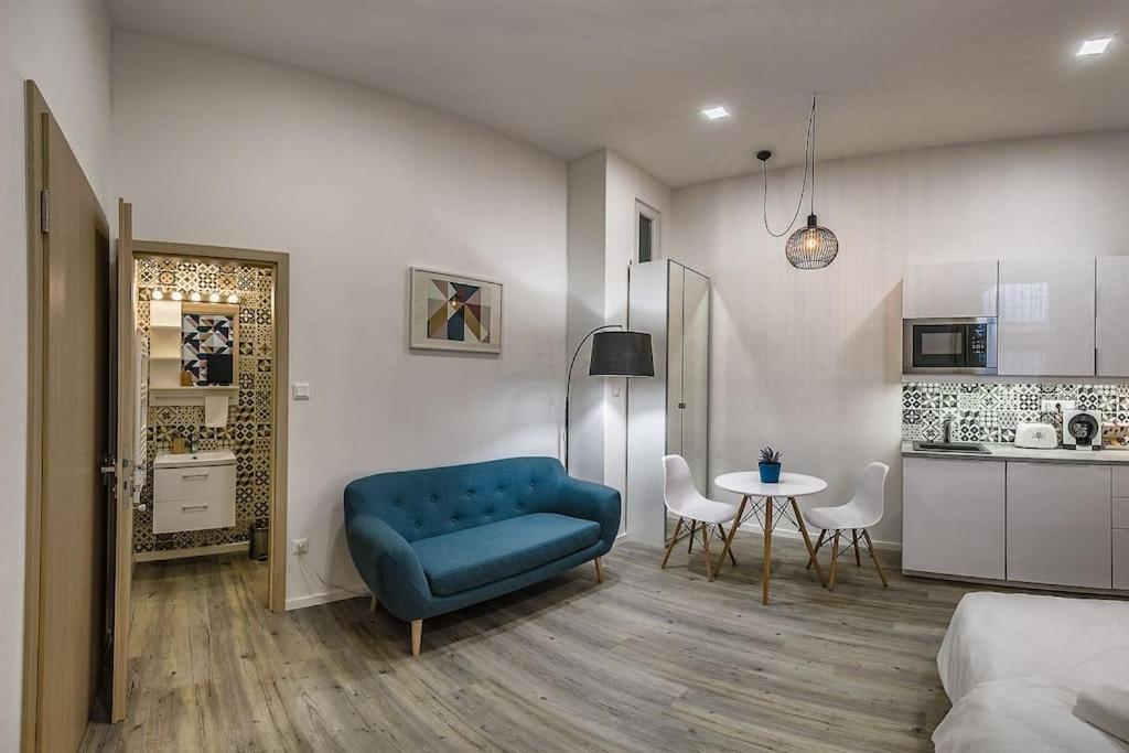 Glam Downtown Apartments Budapest Ngoại thất bức ảnh